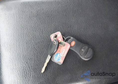 2001 Dodge Dakota Slt/Sport z USA, uszkodzony, nr VIN 1B7GG2AN21S224179